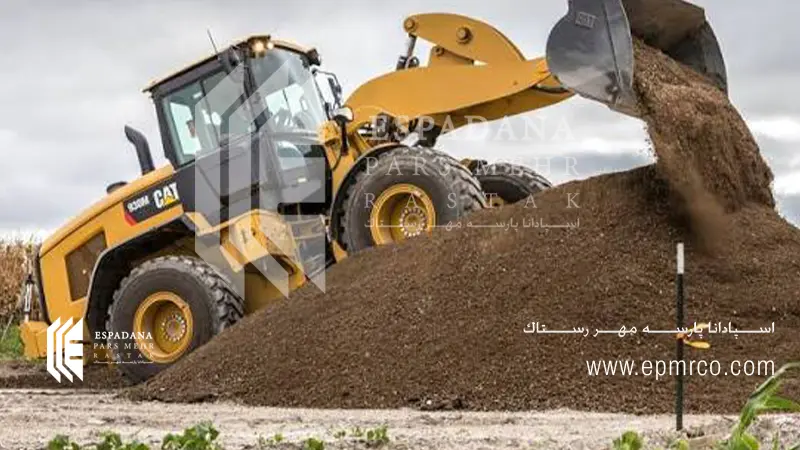 لودر کاترپیلار در پروژه ساختمانی